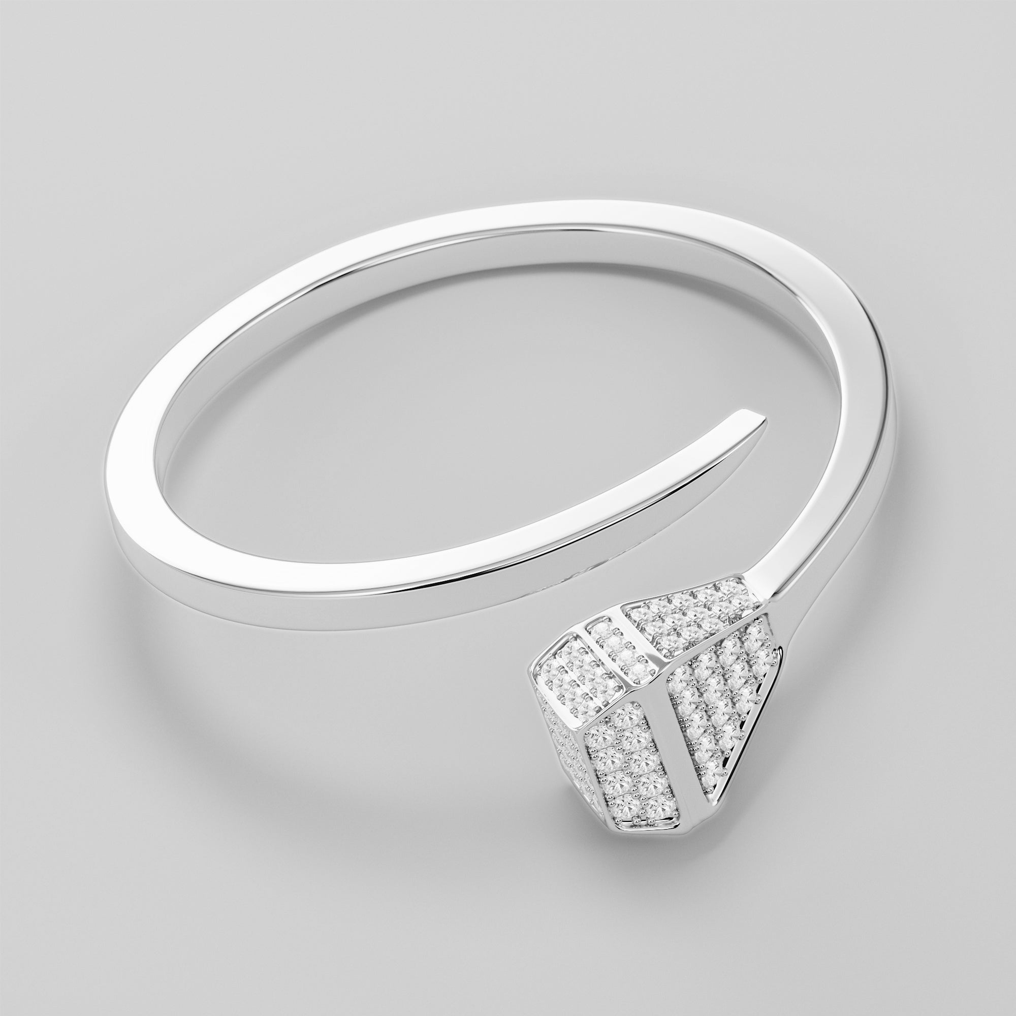 Nail Bracelet With White Head Diamonds - Gold