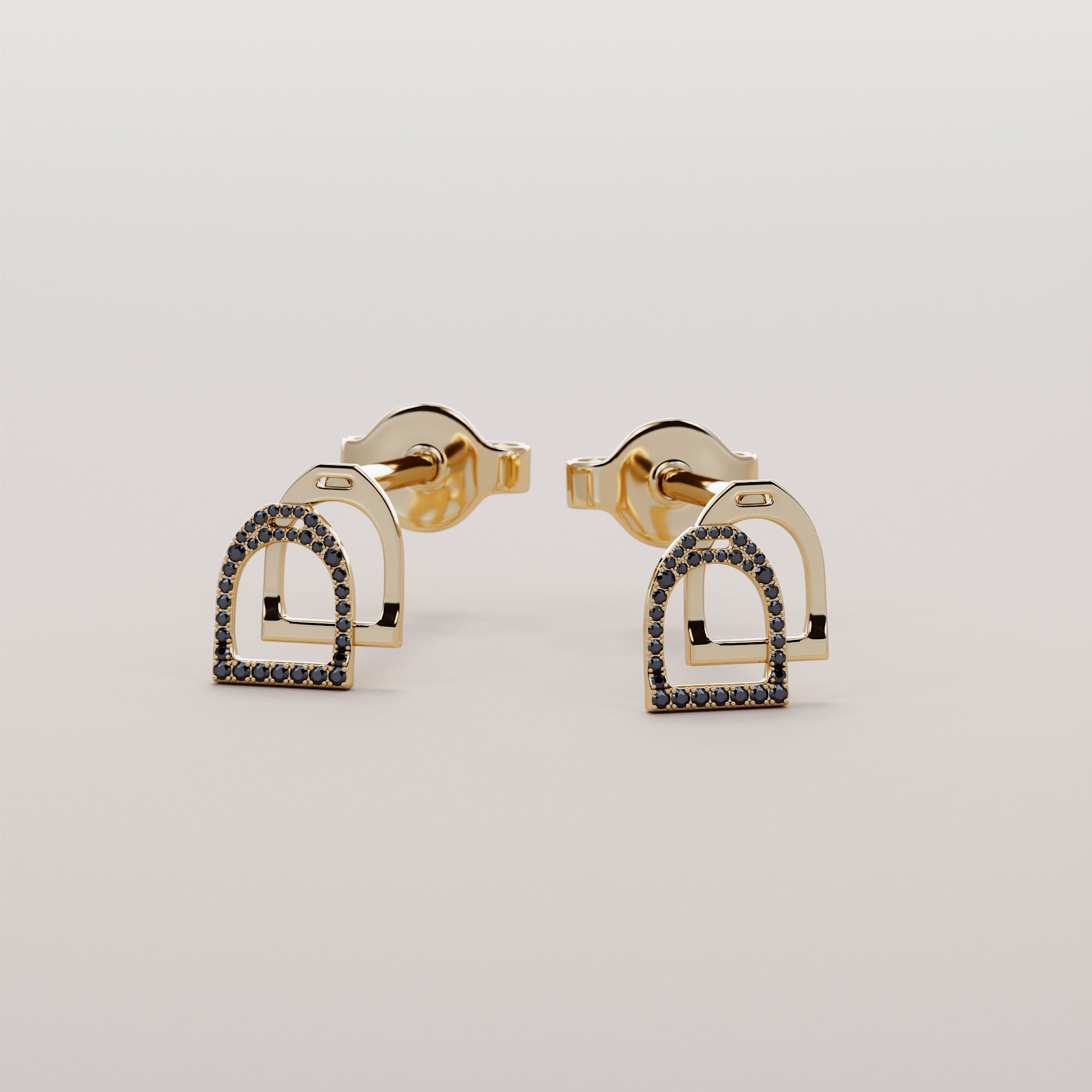 English Stirrups Earrings With Black Diamonds - Gold
