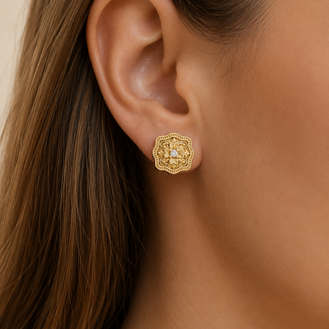 Auren Clover Stud Earrings